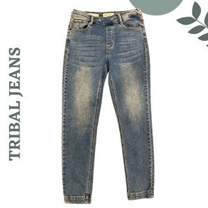 Tribal Jeans Mid Rise Straight Fit |Mid-Wash Denim | Ankle Length Size 6